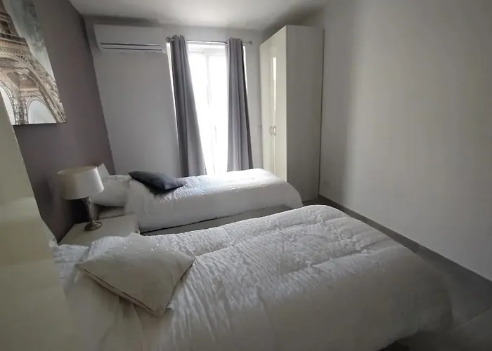 San Pawl * St. Paul's Bay